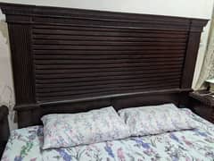 Solid wood bed king size