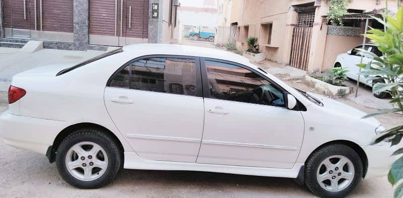 Toyota Corolla se saloon 2004 4