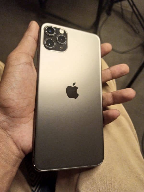 Iphone 11 pro max 0