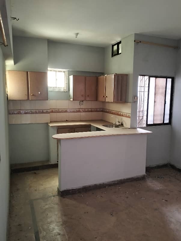 2 Bed Lounge Flat For Sale 8