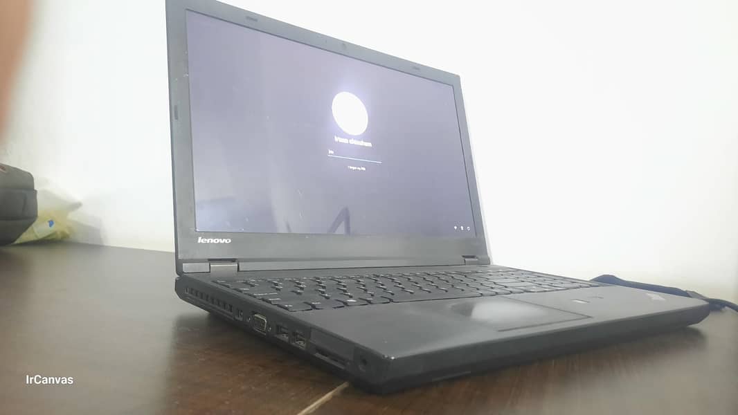 LENOVO Thinkpad Workstation W540 1