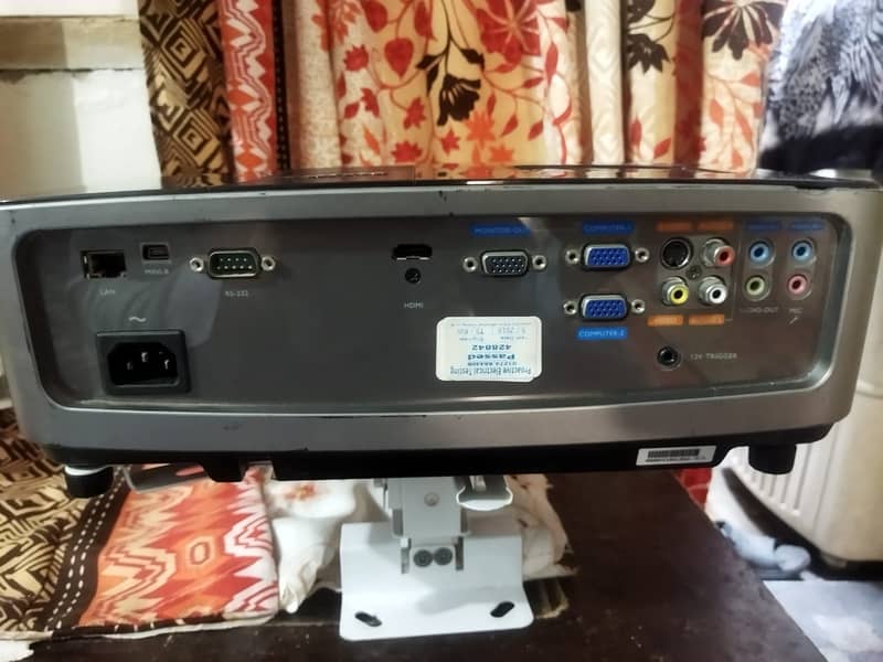 BenQ MX717 DLP Projector / Projector for sale / Projector with cable 1