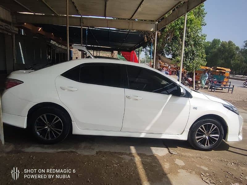 Toyota Corolla Altis 2022 5