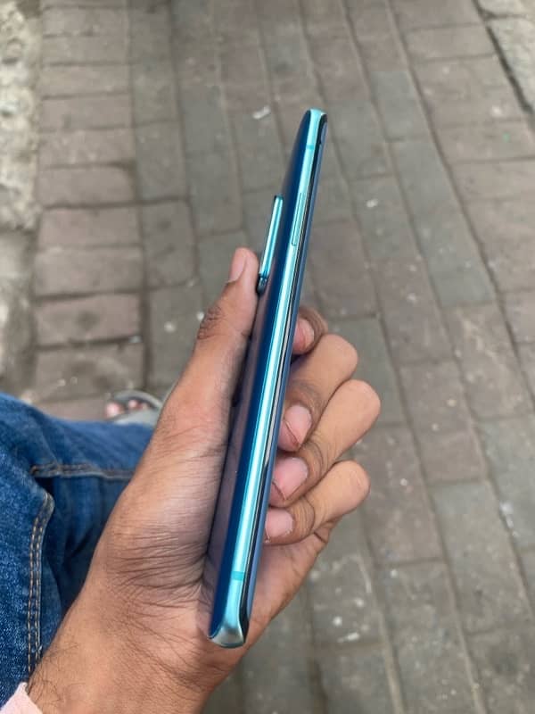 one plus 8 pro 5