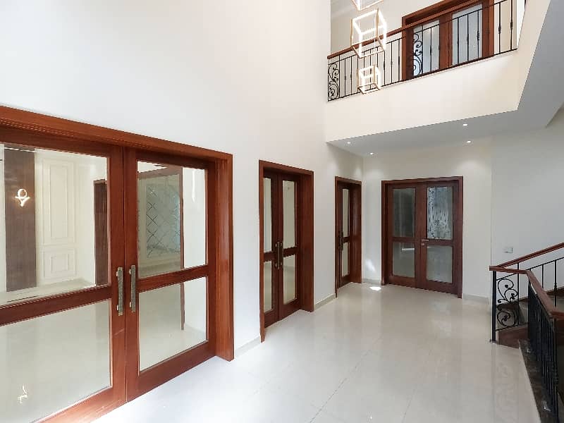 This Is Your Chance To Buy House In Model Town - Block K Lahore 9