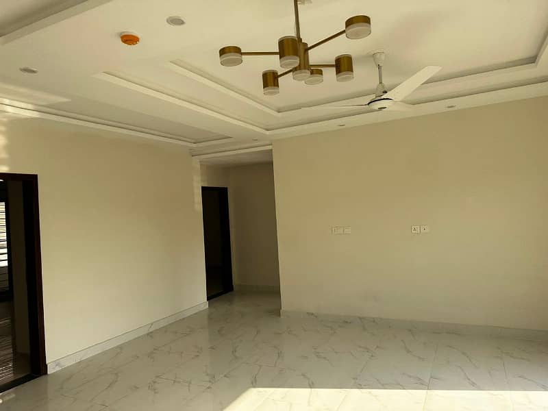 Askari 14 3 bed flat for rent 25