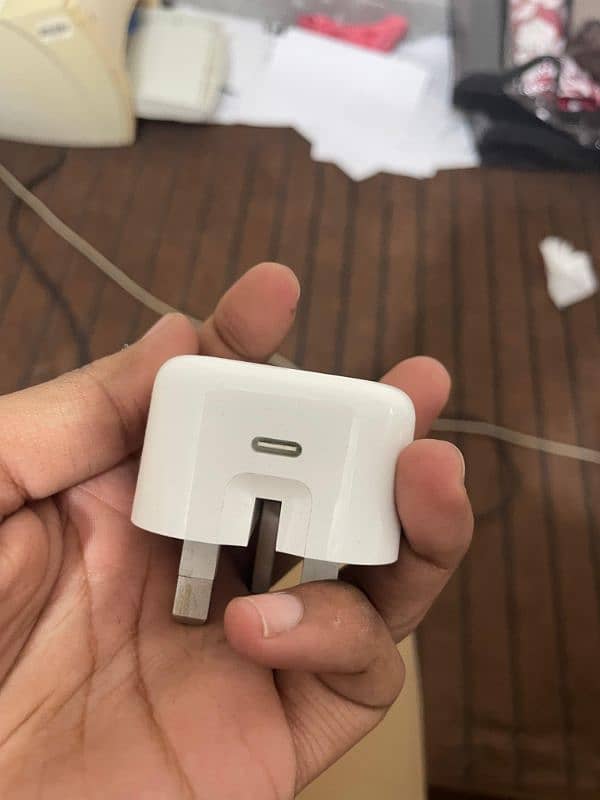 Iphone Original 20 watt charger 4