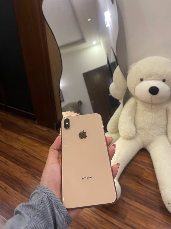 iphone Xs max pta approved 256gb 2