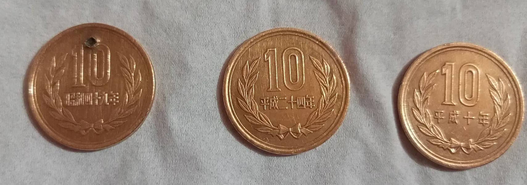 OLD JAPAN COINS: 10 Yen Bronze,50 Yen FLORAL, 100 Yen Beautiful Flower 4