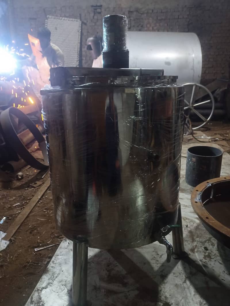 Jali juice machine. 150 letr 4