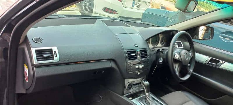 Mercedes C Class 2007 with sunroof 11