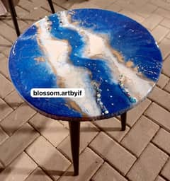 Round Resin Table