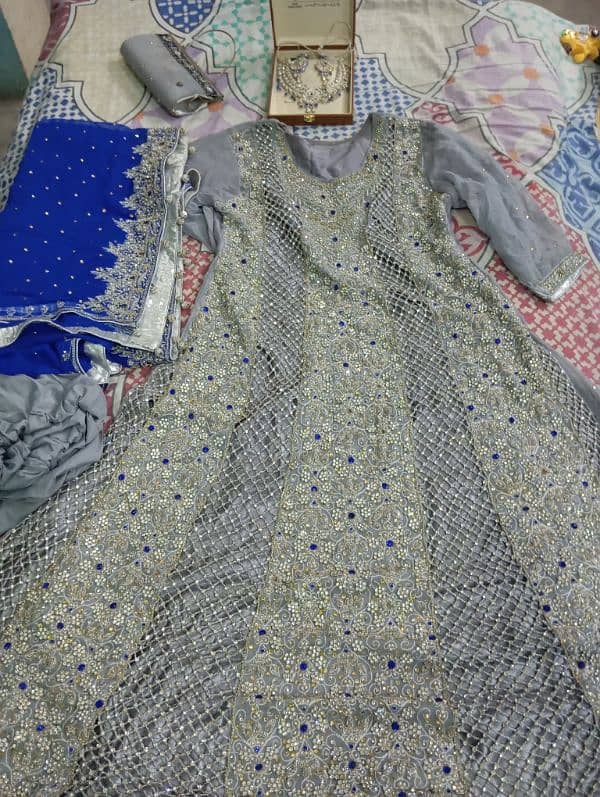 walima maxi with jewelery for sale 3