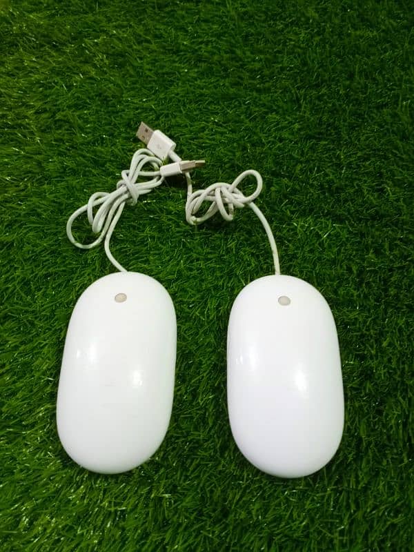 Apple USB Wire Mouse Stock Available 4