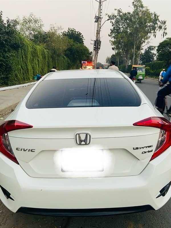 Honda Civic Oriel 2018 1