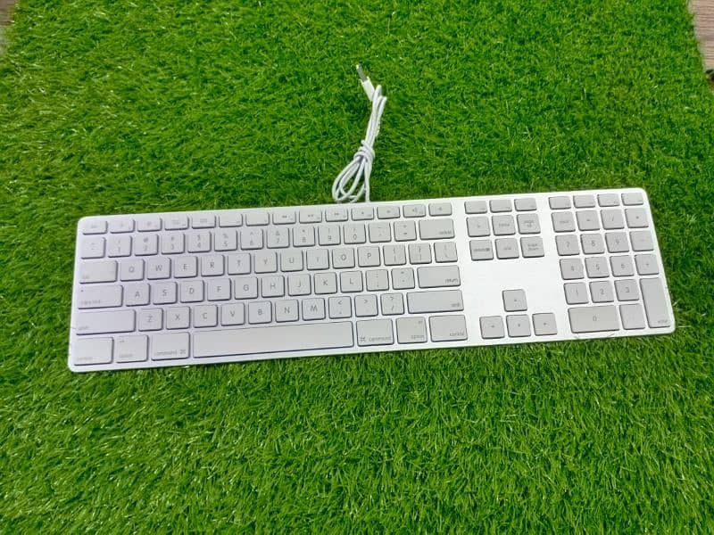 Apple USB Wire Keyboard Stock Available 2