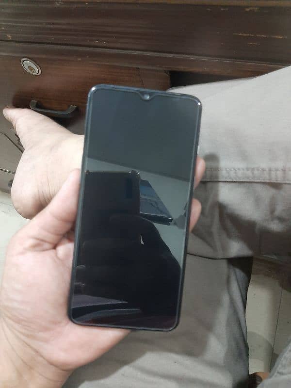 One plus 7 8gb 256gb pta approved dual sim 3