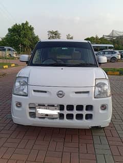 Nissan Pino 2013