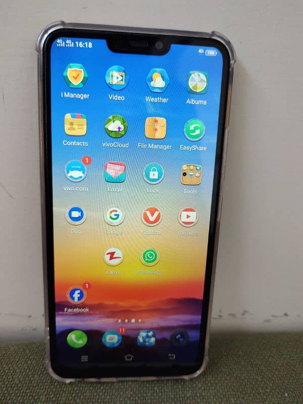 vivo y83 6gb ram 128gb rom mobile bilkul thk Hai use Mn H btry b thk h 4