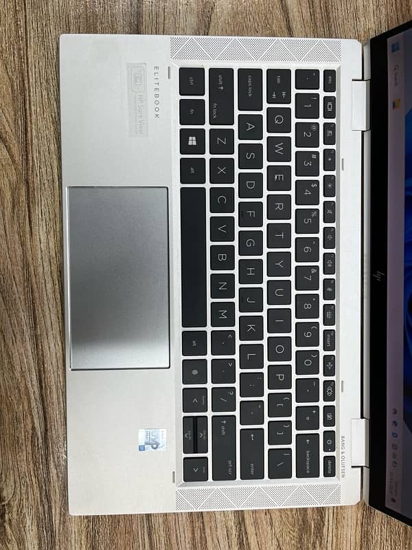 HP elitebook 1030 G8 i7-11th 16/256 touch screen laptop for sale 7