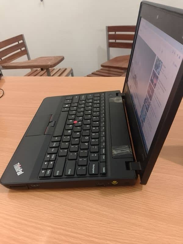 Lenovo X131e 1