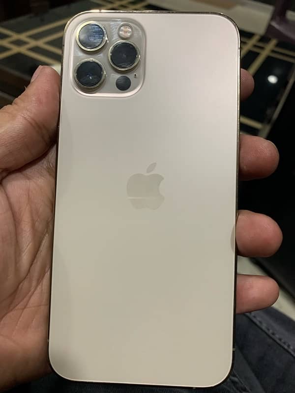 I phone 12 pro 512 GB Gold Colour 1