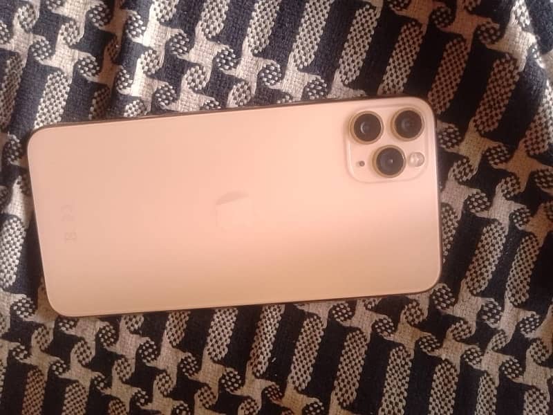 iPhone 11pro max 256GB non pta 4