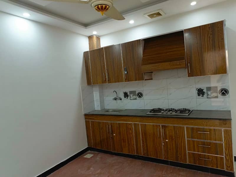 2-Bed Apartment for Sale in Bahria Town, Lahore - Luxurious Living Awaits! 2