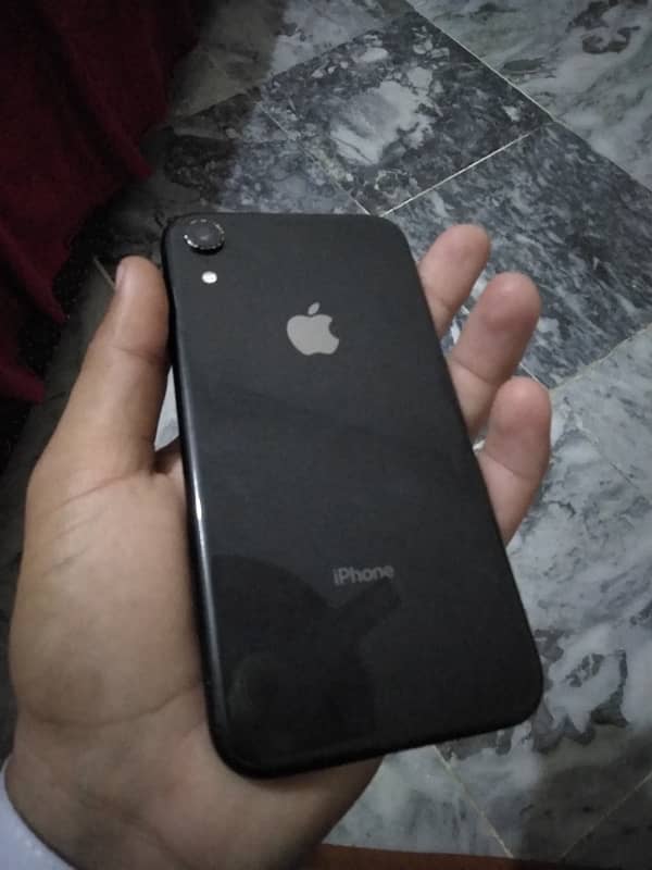 iphone xr 1