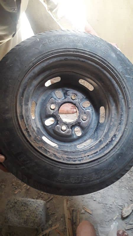 spare wheel of high roof 0