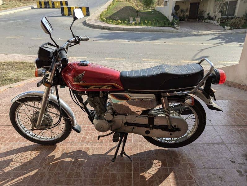 Honda 125 SPECIAL EDITION 3