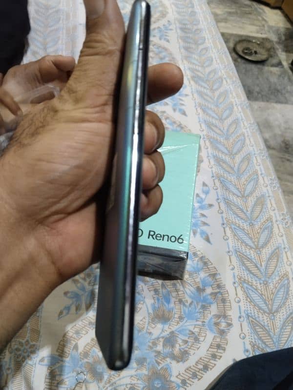 Oppo Reno 6 For Sell 8/128 4