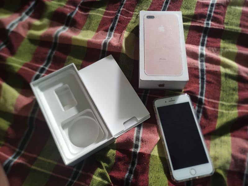 iPhone 7 plus non pta 128gb with box 3