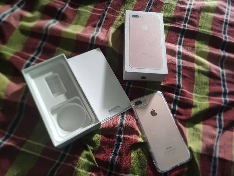 iPhone 7 plus non pta 128gb with box 4