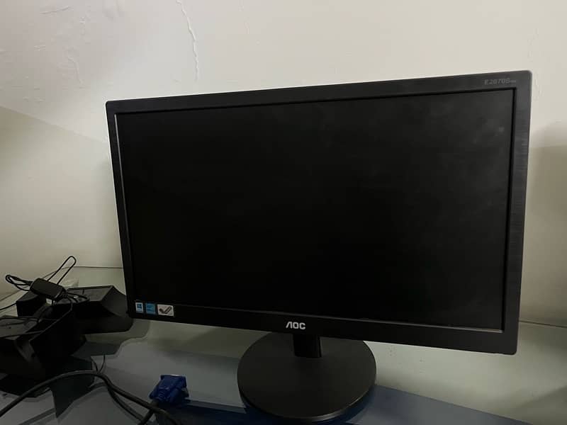 AOC HD 20 INCH MONITOR 3