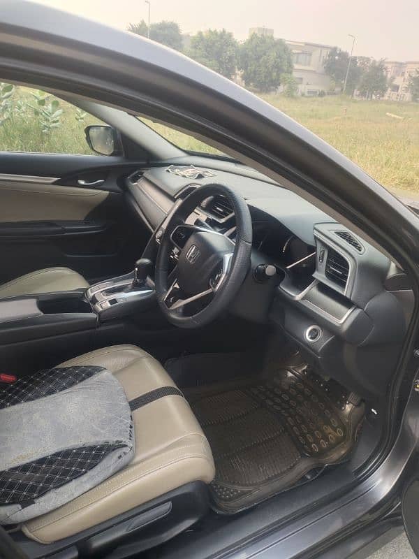 Honda Civic Prosmetic 2020 for sale located dha phase 6 14