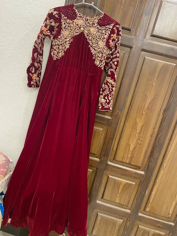 velvet dress with velvet chaddar and also selling this mini dress free 3