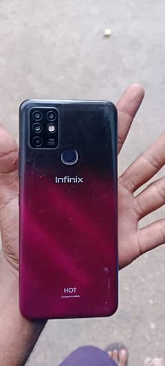 Infinix Hot 10 4/64 Gb 10/9 condition set with charger