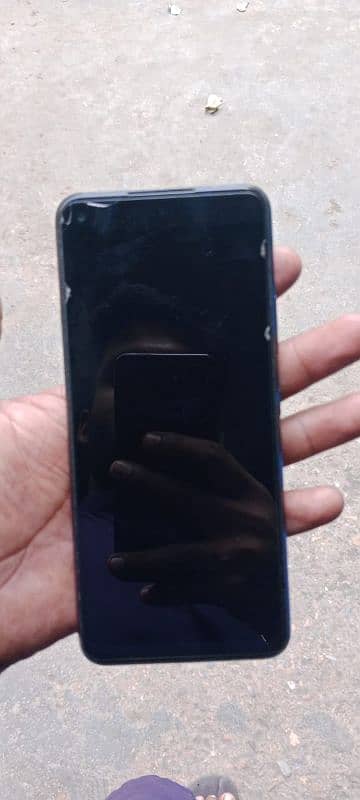 Infinix Hot 10 4/64 Gb 10/9 condition set with charger 2