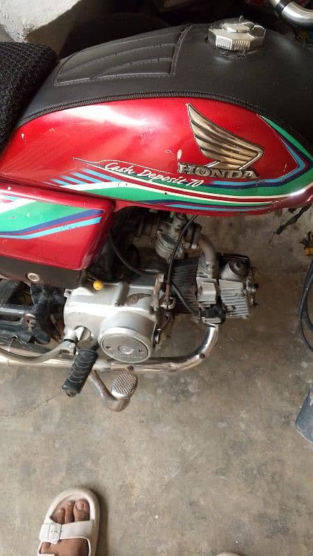 Honda 70 17 model ha urgent sale krni 1