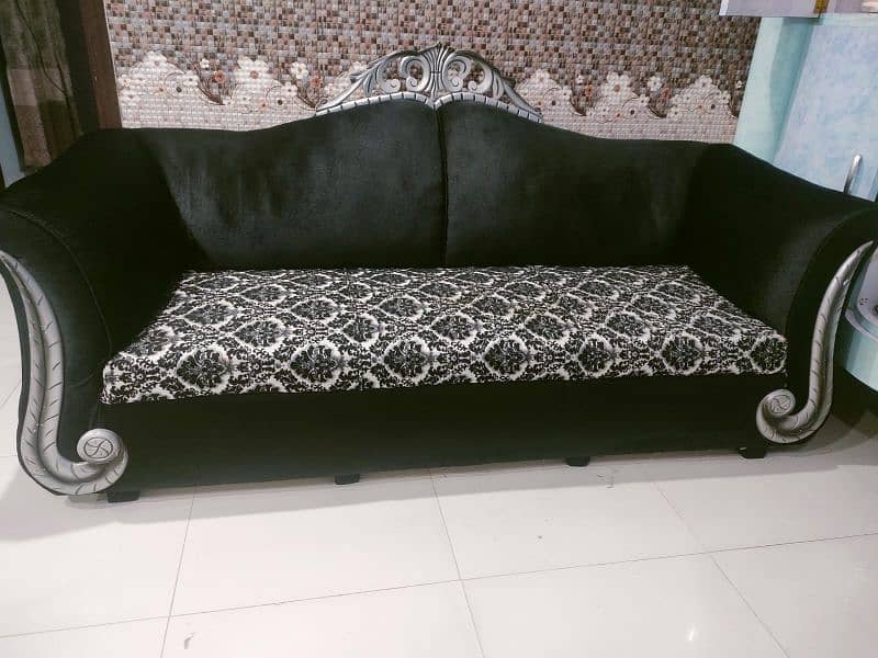 5 Seater sofa set 0