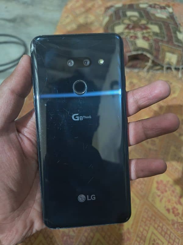 LG g8 0