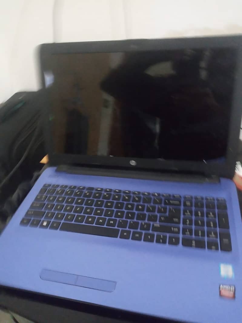 HP LAPTOP 0