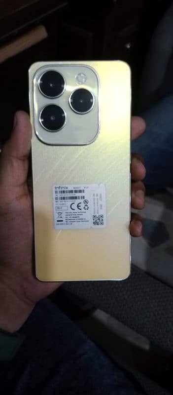 Infinix Hot 40 pro 8/256 Gb 0