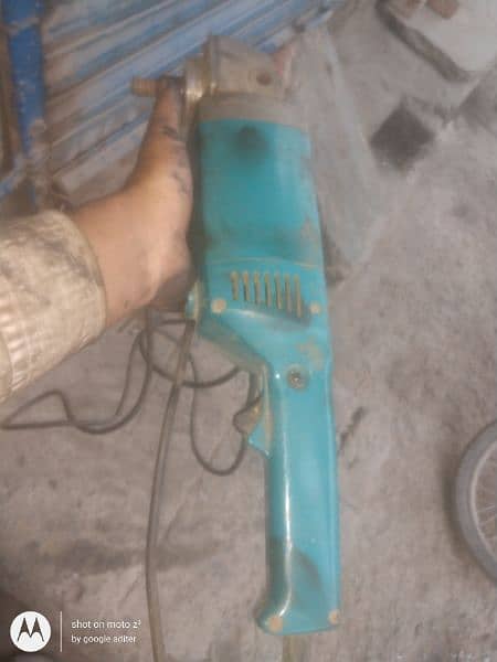 makita grainder 7inch 0