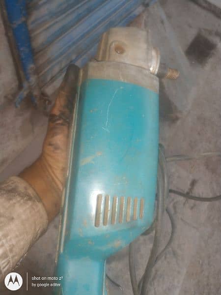 makita grainder 7inch 1