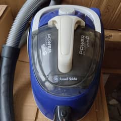 Russell Hobbs 2000W Vacuum cleaner