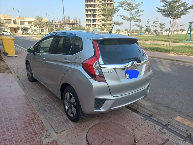 Honda Fit 2015 Hybrid 7