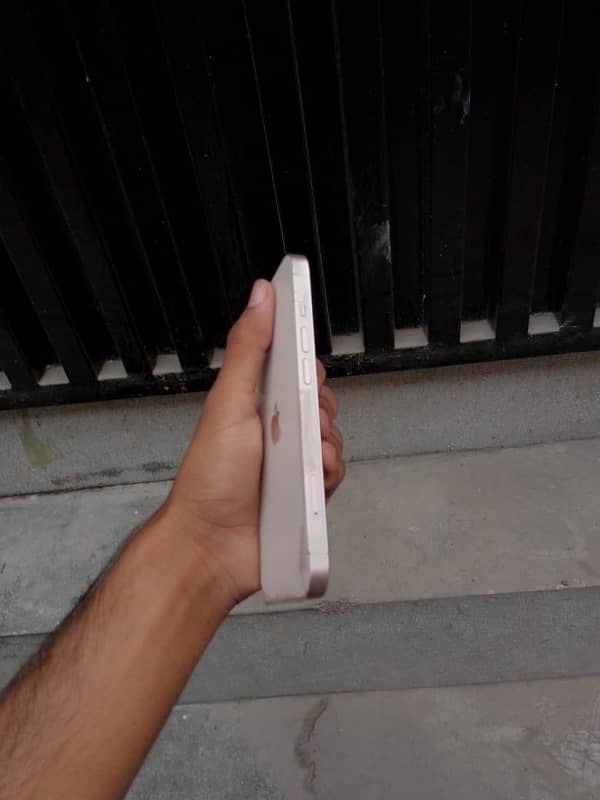 iphone 13 pink colour urgent sale 1