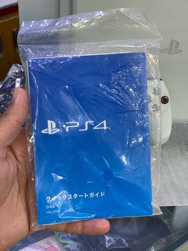 ps4 slim 500gb 1 month used only 4